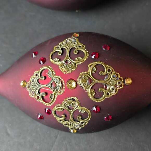 Frontgate Burgundy Filigree Glass Christmas Ornaments Set Of Two Red Gold 5 Inch - Picture 5 of 8